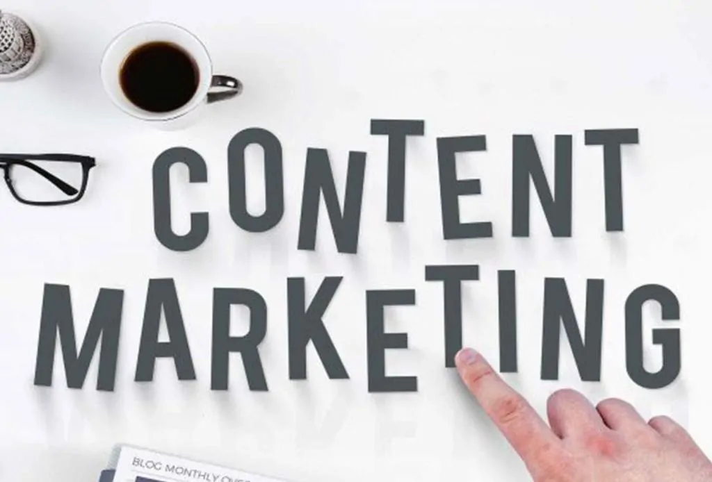Grafik mit dem Text: Content Marketing