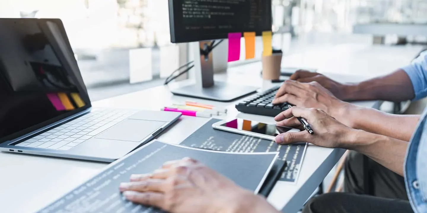 Mitarbeiter bei der User-Journey Konzeption